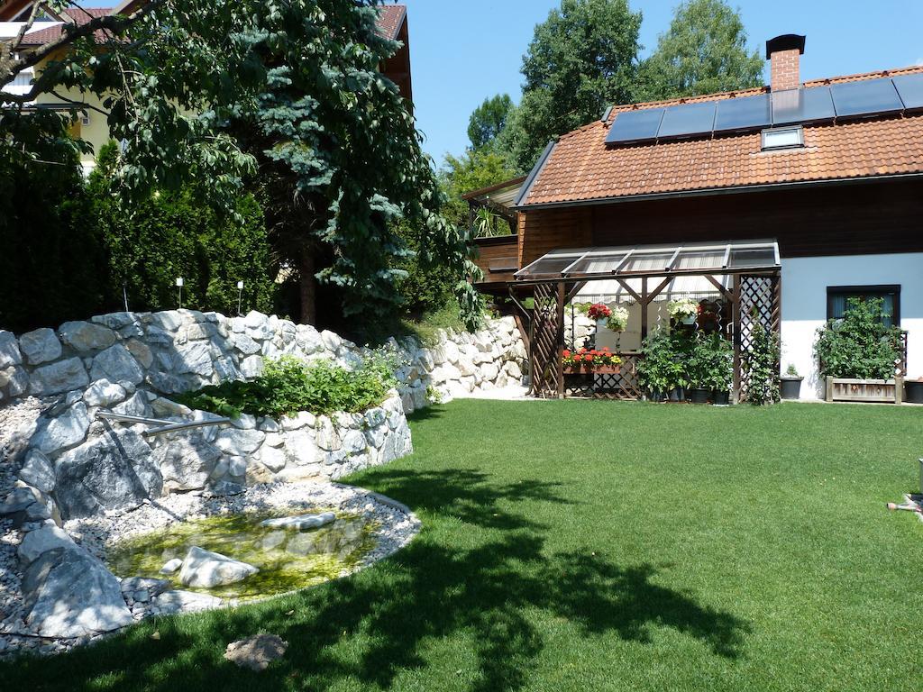 Ferienhaus Blümel inkl. freier Strandbadeintritt Velden am Wörthersee Exterior foto