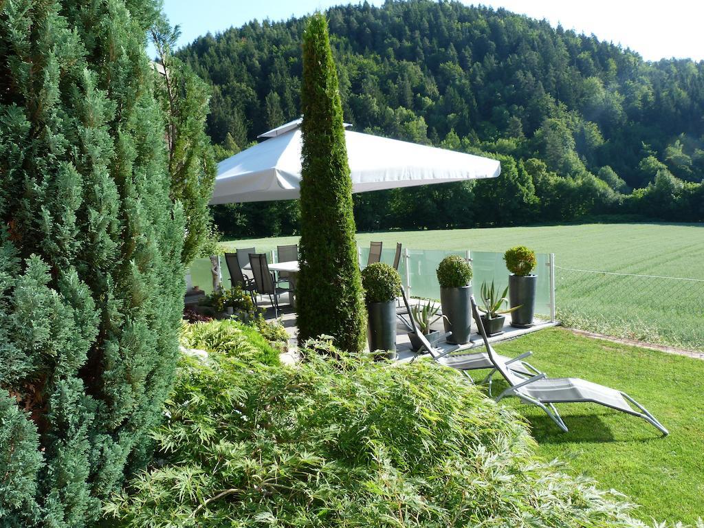Ferienhaus Blümel inkl. freier Strandbadeintritt Velden am Wörthersee Exterior foto
